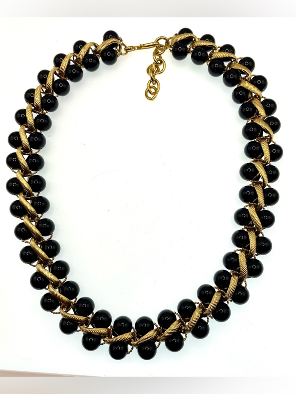 Vintage Monet Black Bead Gold Tone Necklace Statement Chain Strung Signed 1980s - Picture 4 of 9
